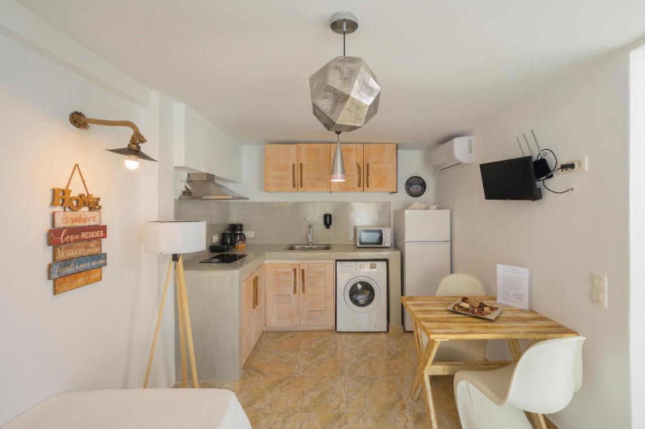 Loukas & Emma Eco Houses Perissa  Eksteriør billede